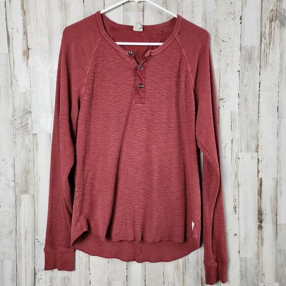 Lucky Brand Henley Top Rustic Red Size Medium - Picture 1 of 10